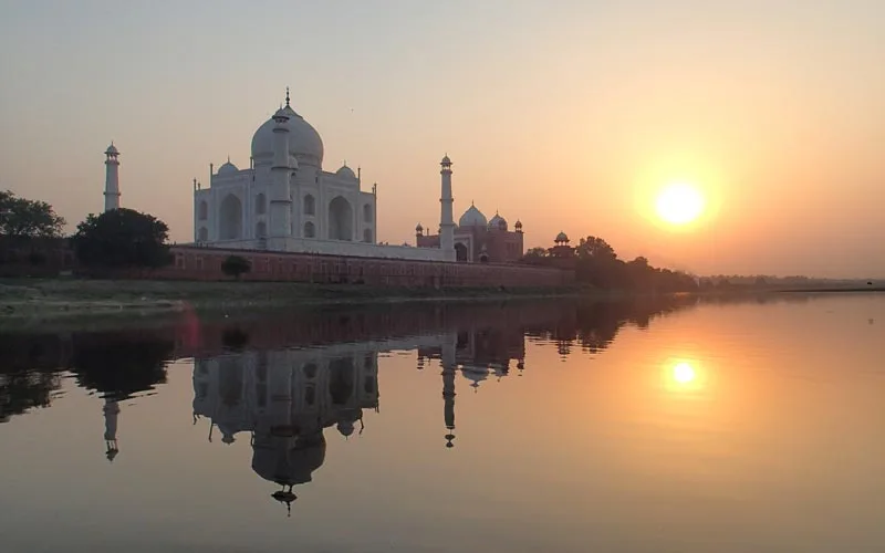 Taj Mahal Sunset Tour from Delhi